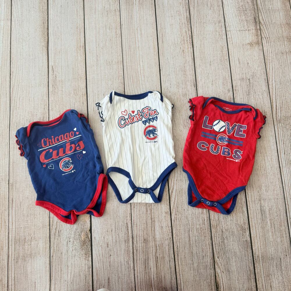 NWOT - Chicago Cubs - Genuine Merchandise - 6/9 Month - Bodysuit